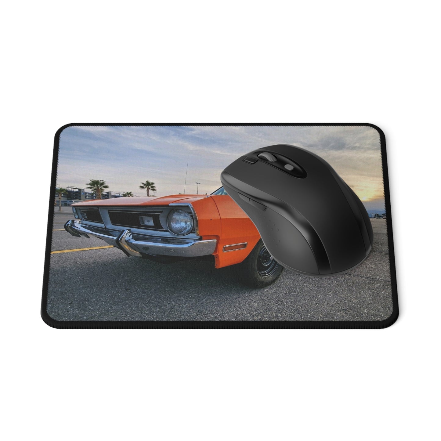 Retro Car Non-Slip Gaming Mouse Pad - Perfect for Gamers and Car Enthusiasts